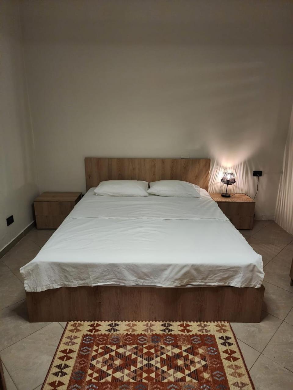Vila 29A 地拉那 外观 照片